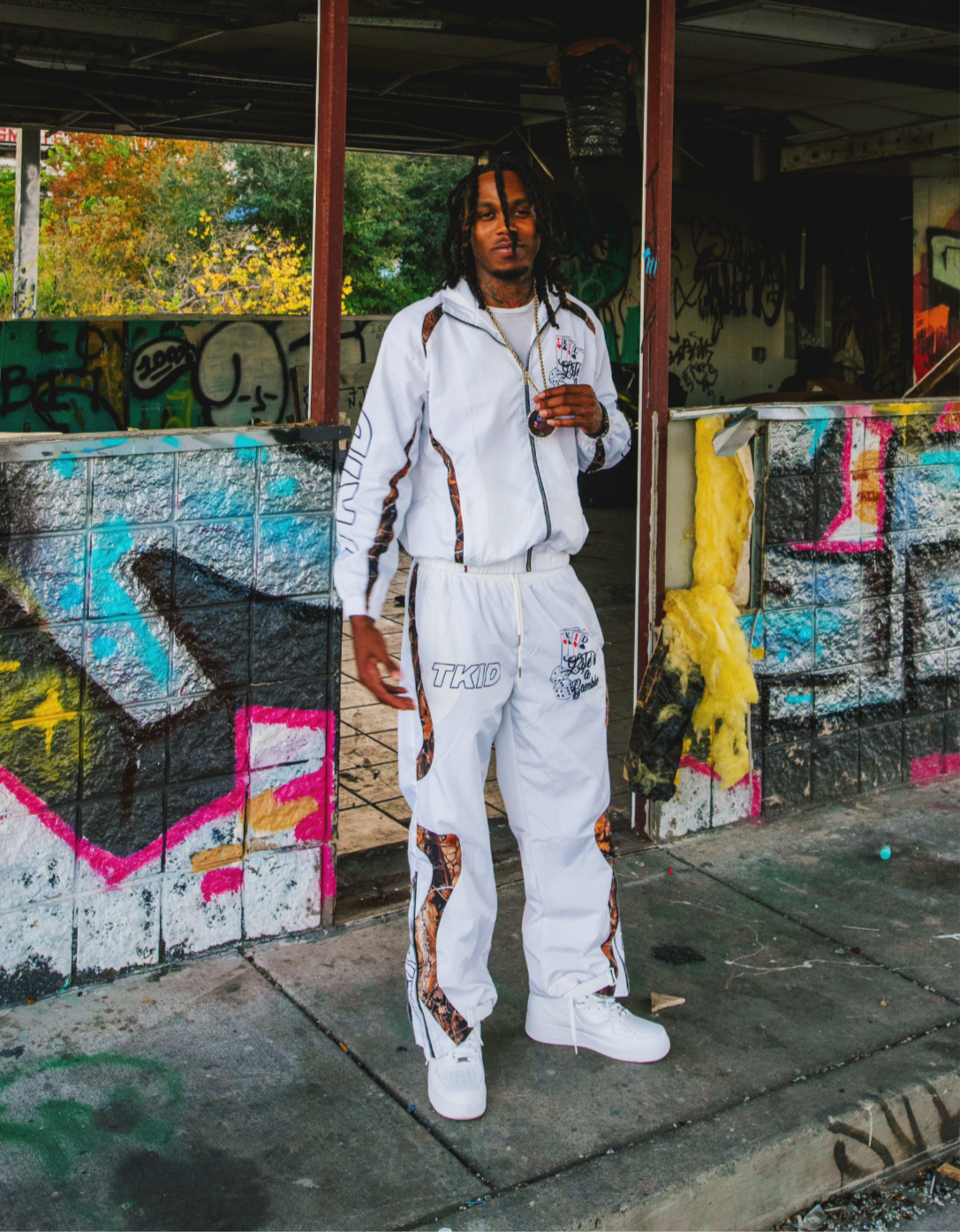 White Life’s A Gamble tracksuit